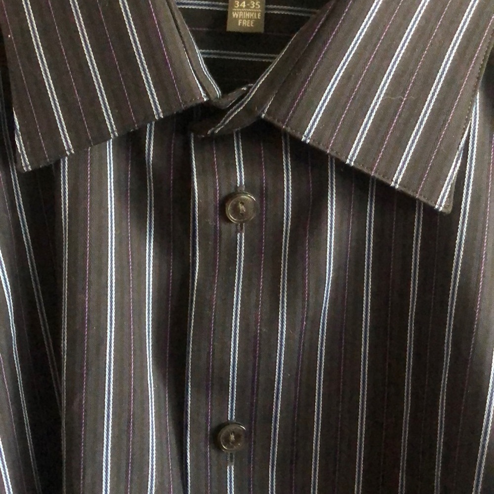 Kenneth Cole Reaction button down - Picture 5 of 6